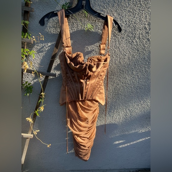 ❌SOLD❌House of CB Talya Toffee Corset Midi Dress - Picture 11 of 15